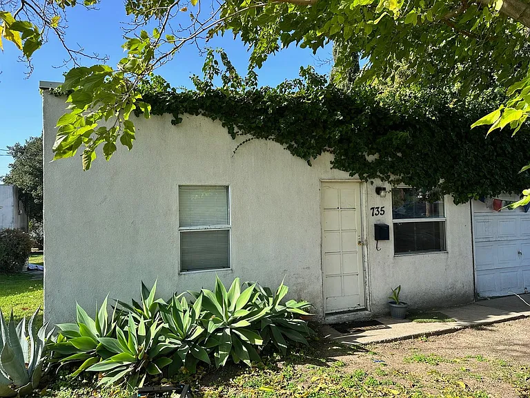 735 & 745 Grand Ave — Photo 1