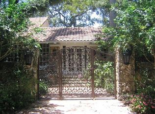 3672 Bayview Rd, Miami, FL 33133