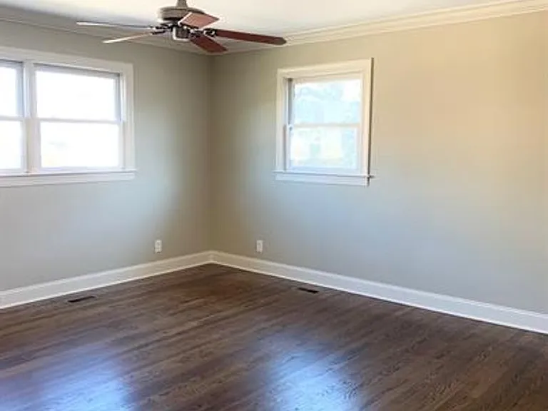 2822 Lafayette Rd SW — Photo 5