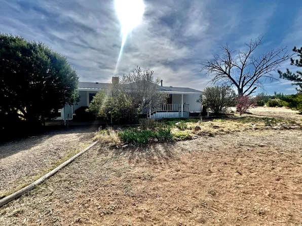 16 Teeter Ct, Edgewood, NM 87015