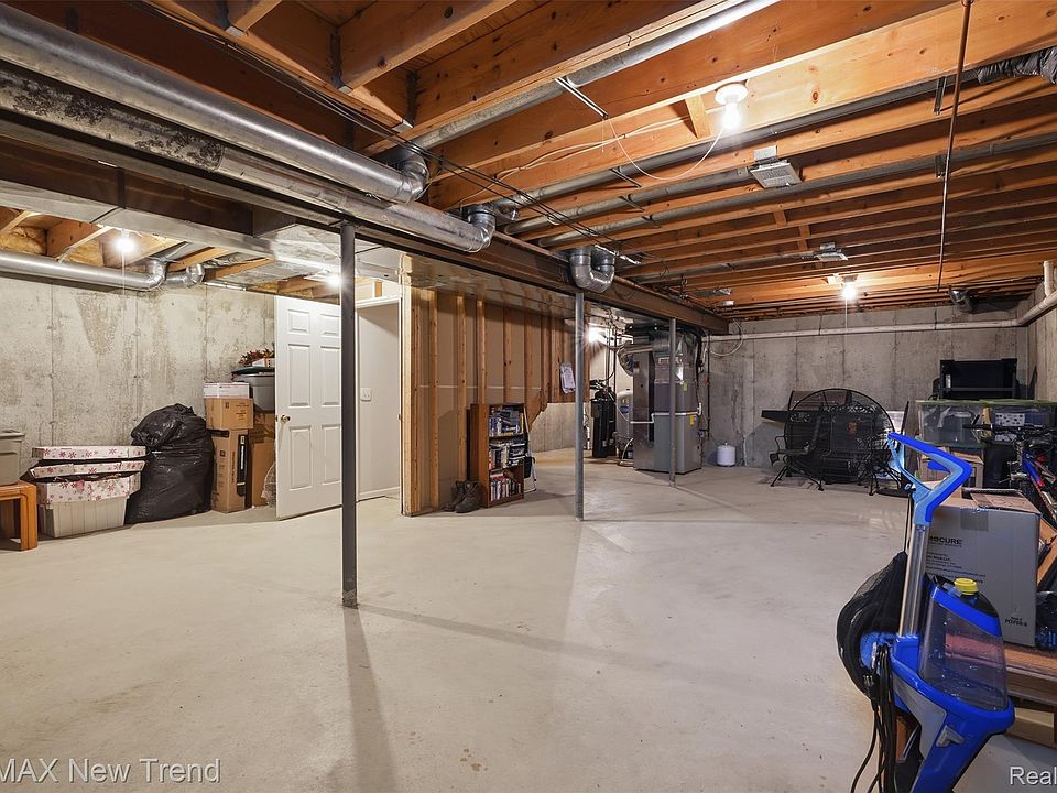 8795 Cove Ct, photo 29