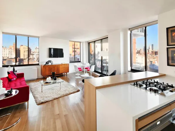 140 Charles Street image 1 of 7