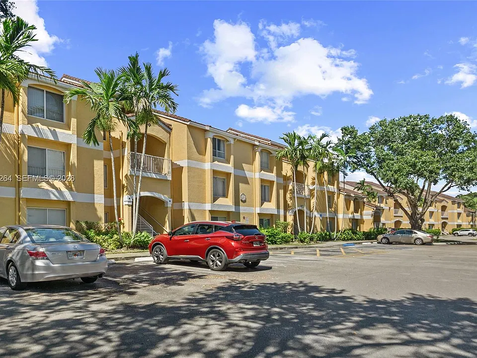 2371 NW 33rd St #714