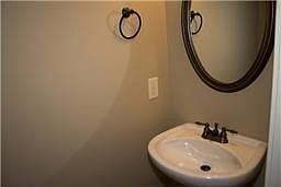 5th image of 1269 Chinook Cir