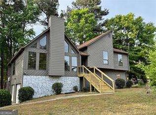 2592 Deerfield Cir SW, Marietta, GA 30064