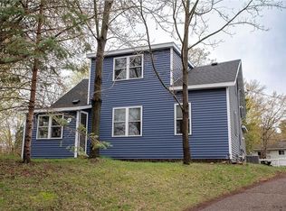 3026 11th St, Eau Claire, WI 54703