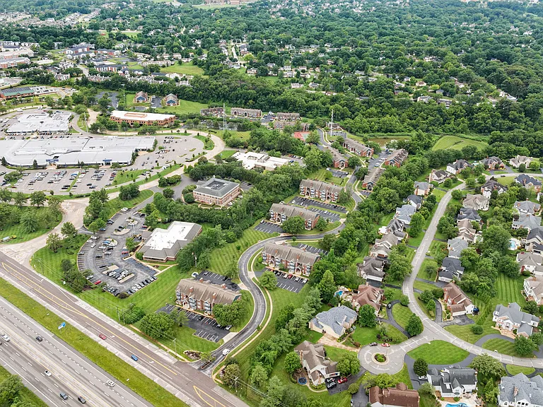 Willowbend — Photo 60