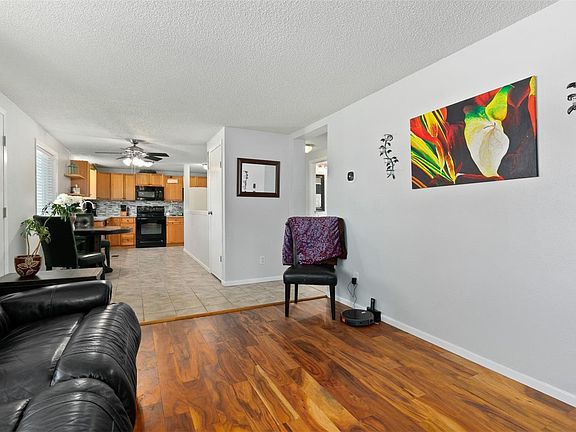 4th image of 2222 Woodpecker Ln