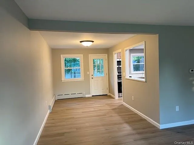75 Hillside Ave — Photo 5
