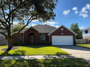 1247 Hunter Wood Dr, League City, TX 77573