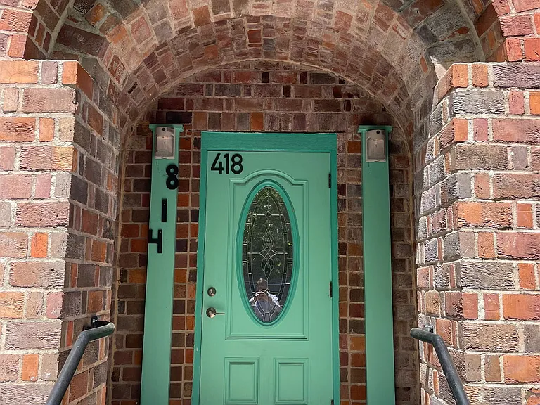 418 E Virginia St #A — Photo 6