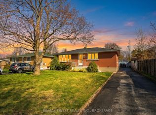 41 Campbell Cres, Kingston, ON K7M1Z6