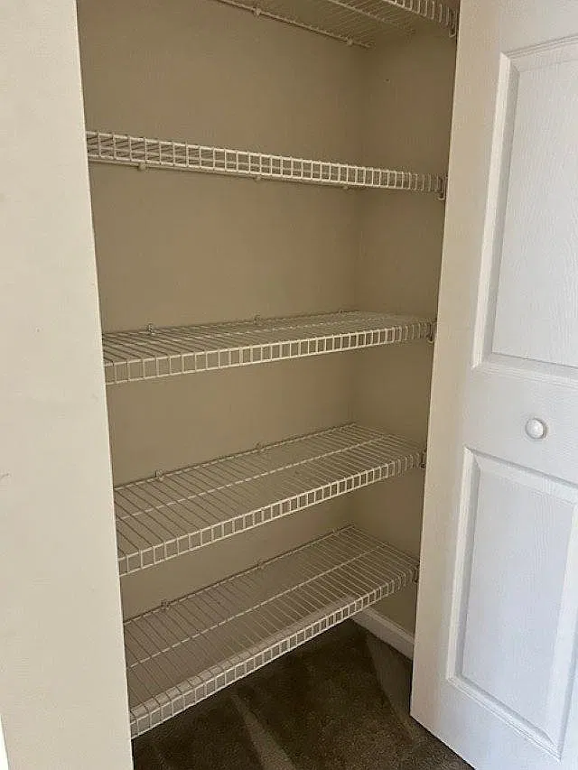 1 bed, 1.0 bath, 900 sqft, $1,155 — Photo 3