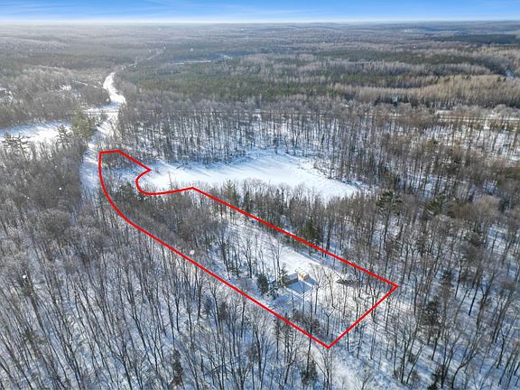 3rd image of 3075 Bradley Lake Rd