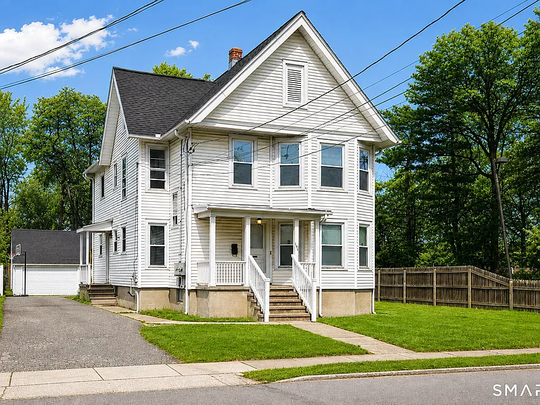 155 Beardsley Ave — Photo 1