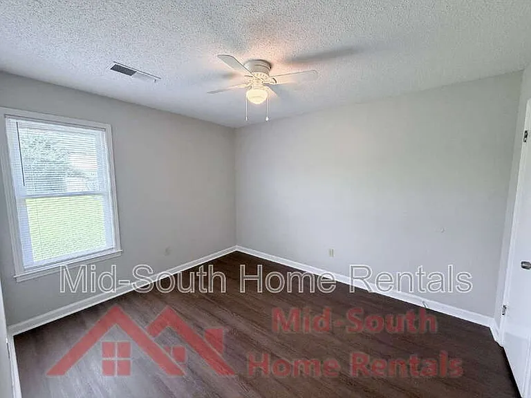 7328 Hillshire Dr — Photo 19