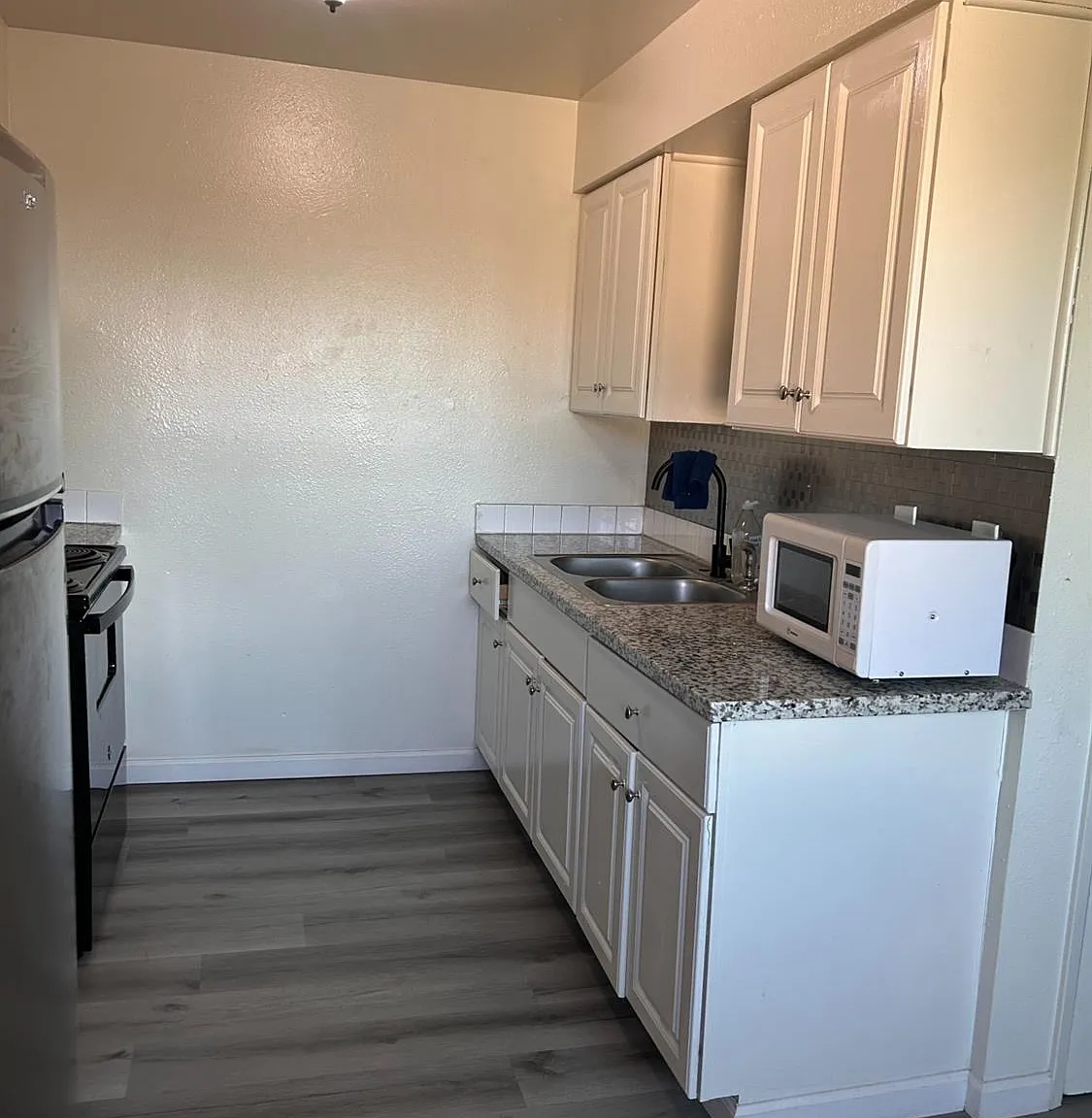 2 bed, 950 sqft, $1,550 — Photo 4