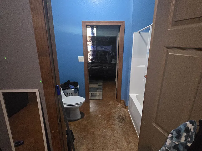 178 Emmanuel Dr — Photo 16