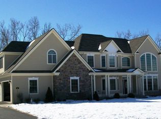 11 Millcroft Way, Ithaca, NY 14850