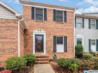 2202 Ascot Ln, Birmingham, AL 35216
