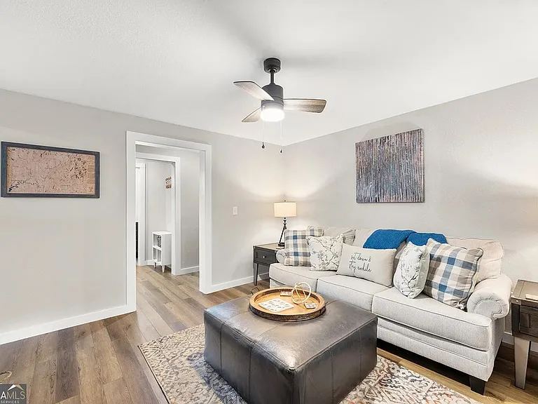 17 Vista Chalet Dr — Photo 27