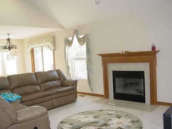 Vaulted Great Room