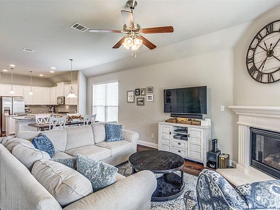 5th image of 4209 Lucton Dr