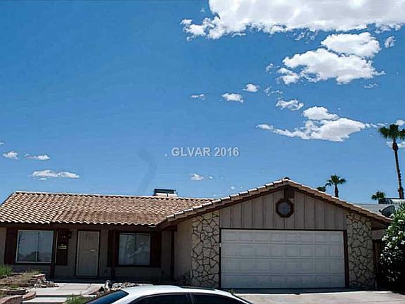 3rd image of 118 Glen Oak Dr