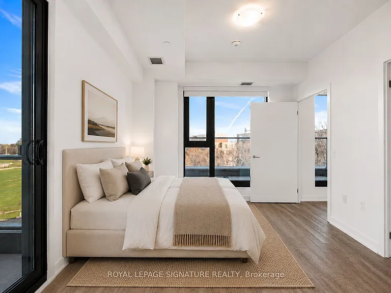 250 Lawrence Ave W #609 — Photo 17
