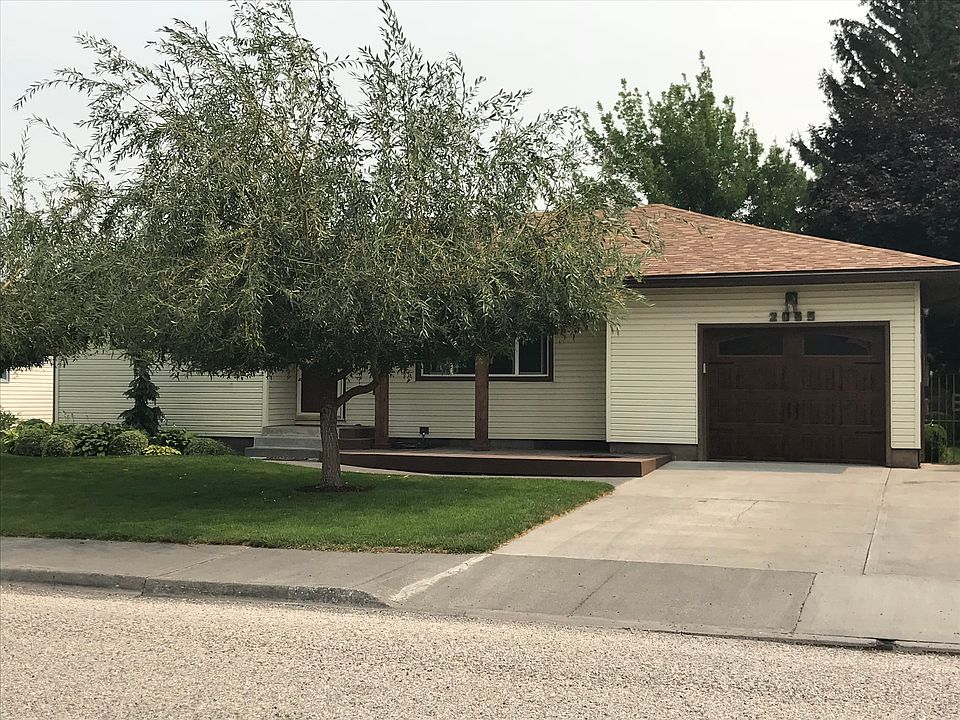 1st image of 2065 Santalema Dr