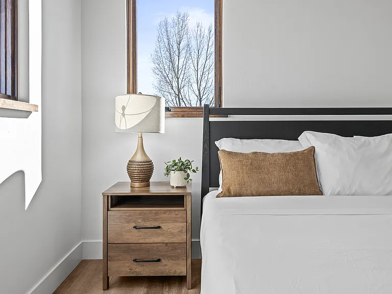 Master Bedroom | Side Table