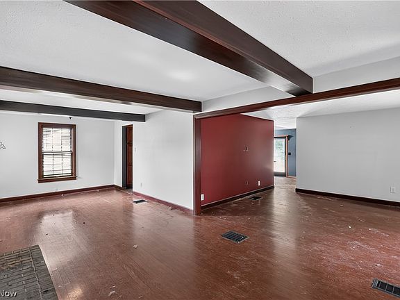 5th image of 27158 Cook Rd