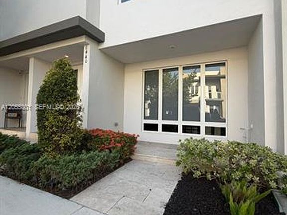 4th image of 6440 NW 103rd Psge #Townhouse 6440