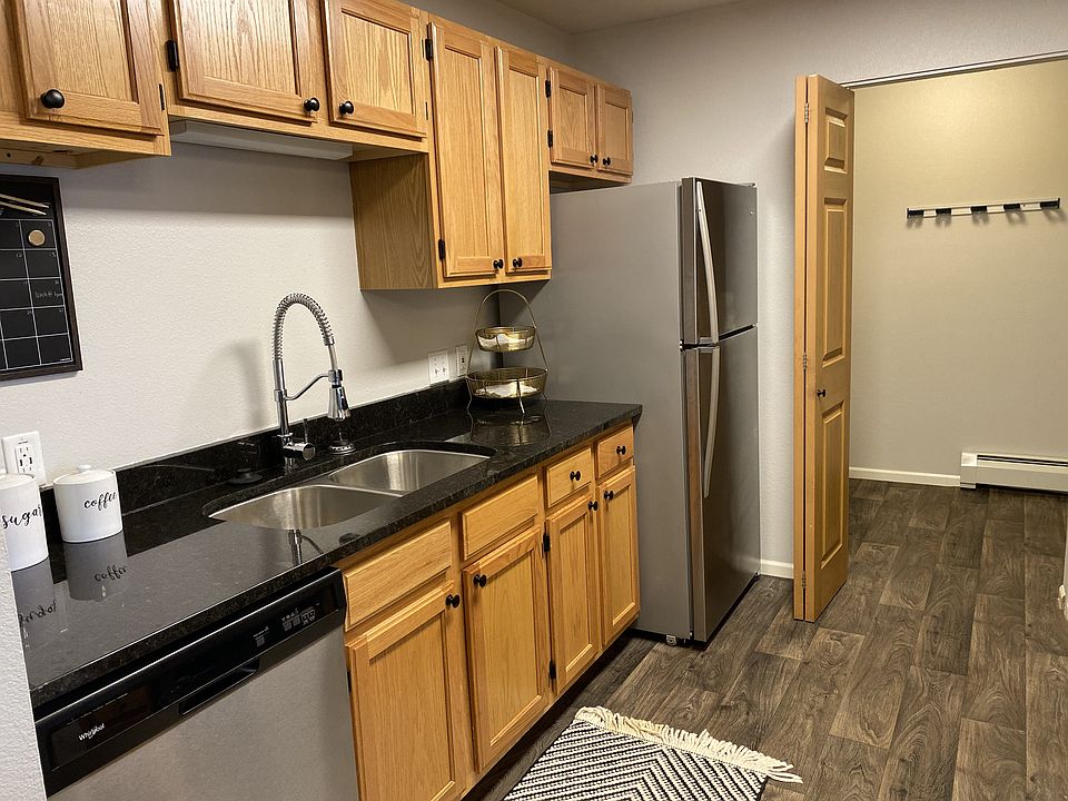 Birchwood Apartment Homes Apartment Rentals Maple Grove, MN Zillow