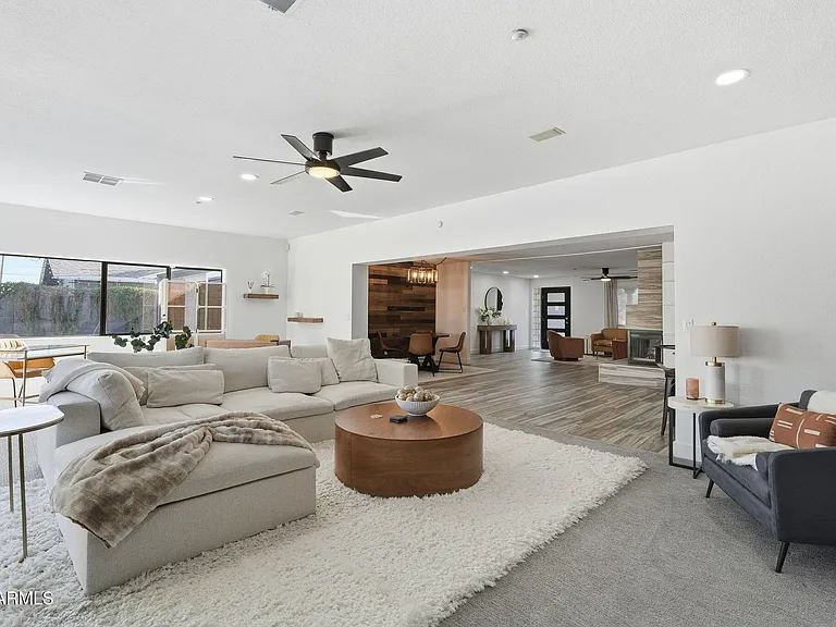 8614 E Jackrabbit Rd — Photo 17