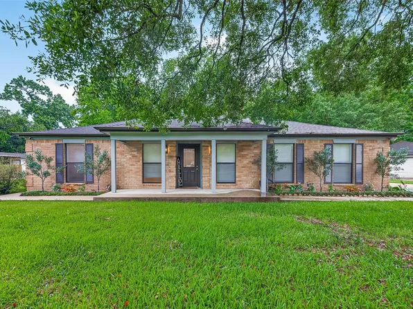 548 Brandon Rd, Conroe, TX 77302