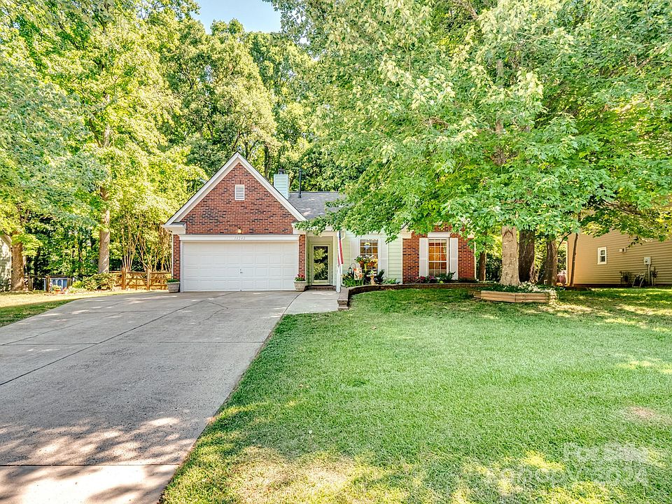 1st image of 16242 Amber Field Dr