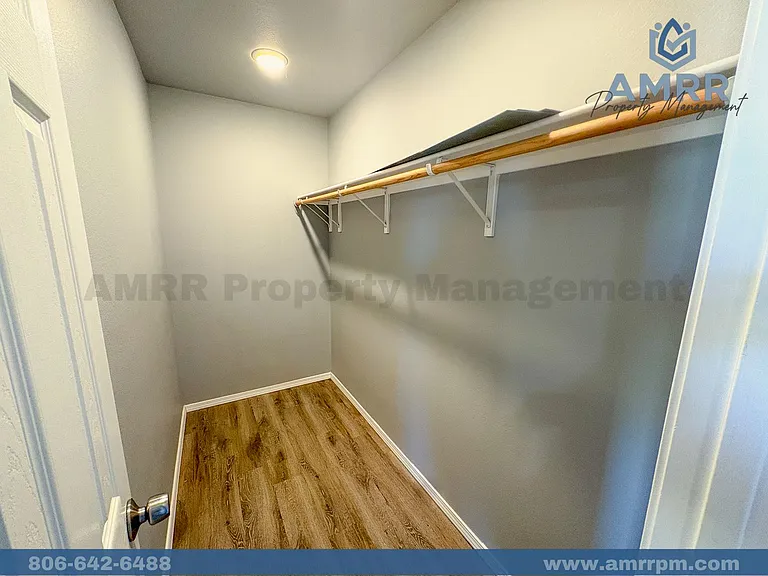 8430 11th St — Photo 8