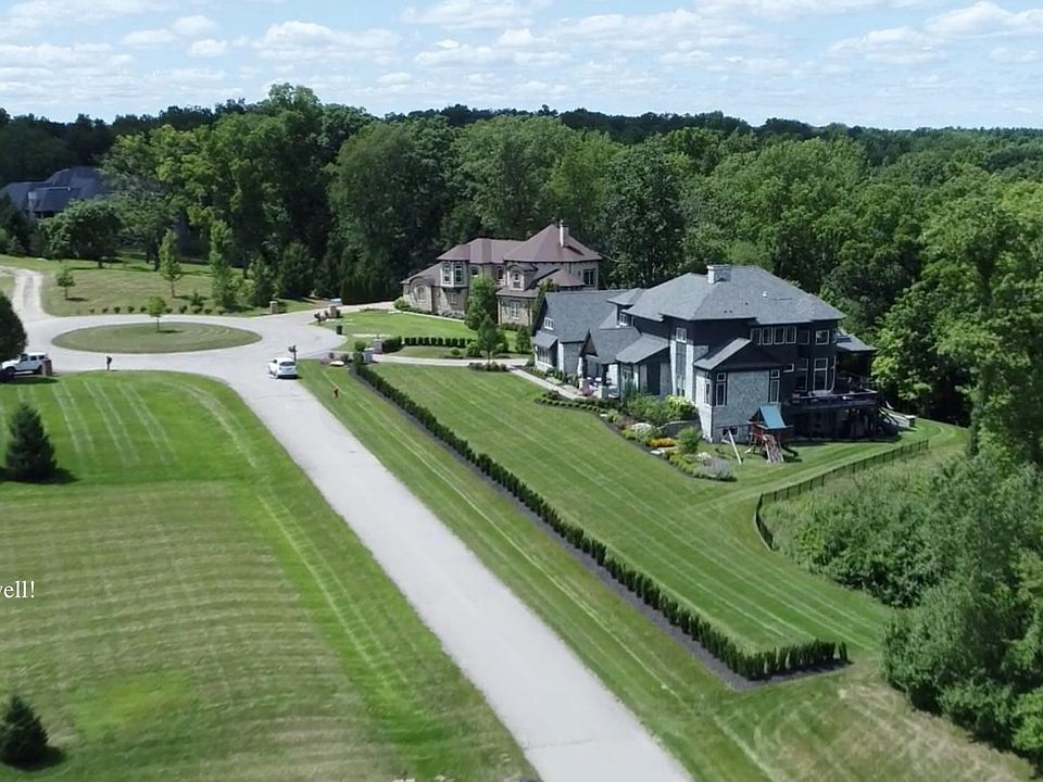 2nd image of 1357 Loch Lomond Pl