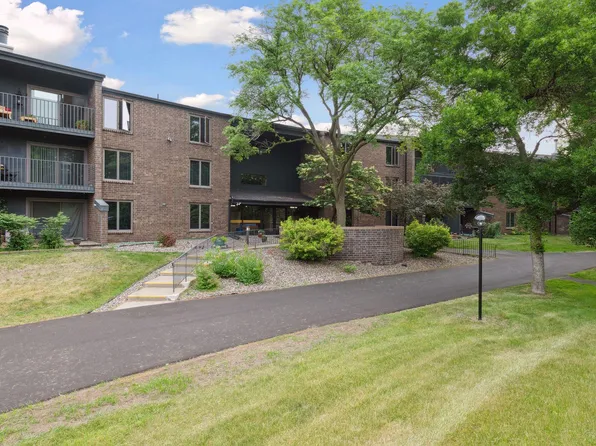 5120 W 102nd St APT 305, Minneapolis, MN 55437