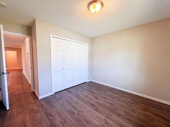 4th image of 13397 Hughes Ct