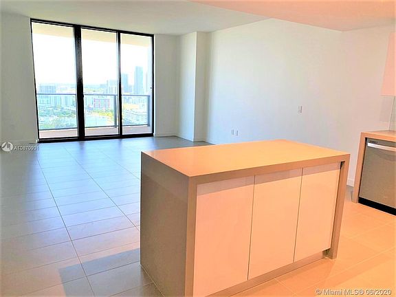 4th image of 1600 NE 1st Ave APT 3119