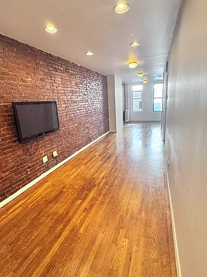 Rented by Oxford Property Group | media 2