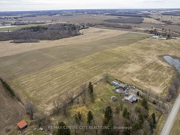 5th image of 3542 Putnam Rd