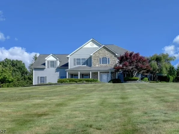 32 Dyer Rd, Wantage Twp., NJ 07461