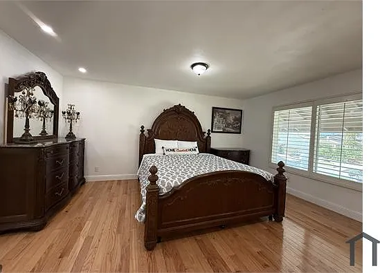 933 S Susan St — Photo 14