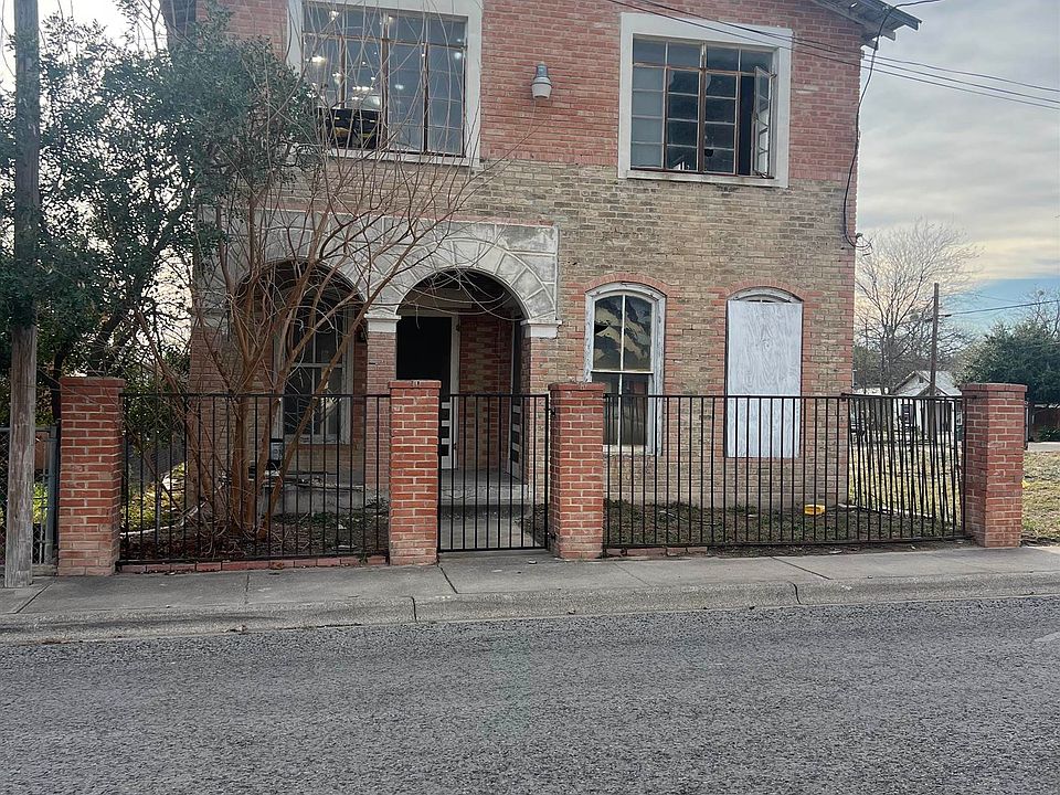 1st image of 605/209 Cantu Chapoy
