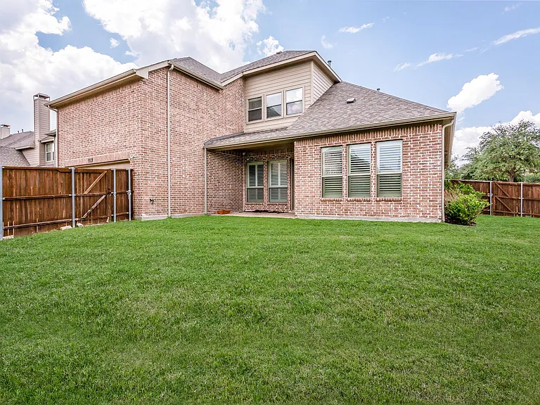 921 Pine Burst Dr — Photo 40
