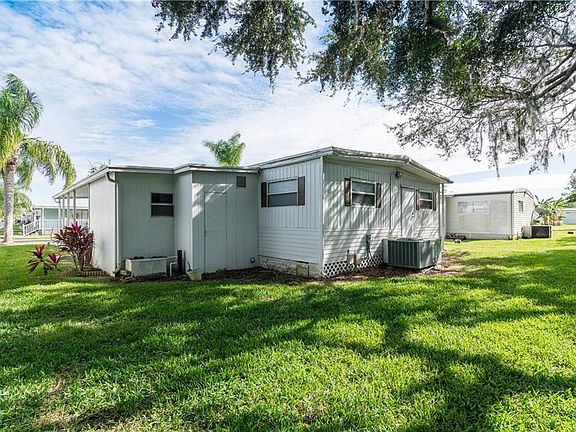 4th image of 242 Harmony Way