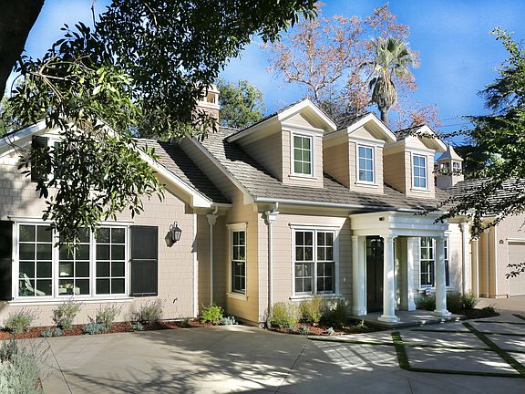 2nd image of 4621 Indiana Ave